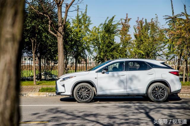 16款雷克萨斯rx200t试驾,2016款雷克萨斯rx200t评测