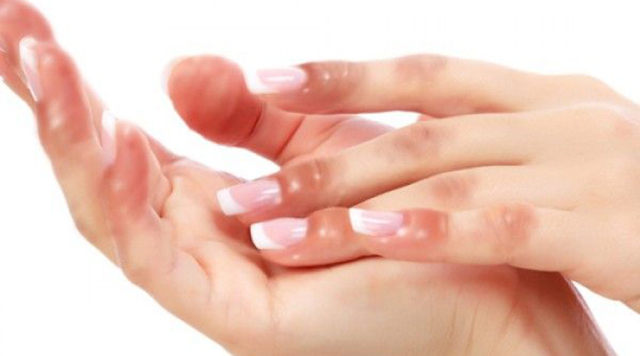 手为何一到冬天就生冻疮,冬天生冻疮什么药最见效