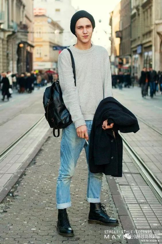型男穿搭马丁靴,秋冬爆款型男必备百搭潮靴
