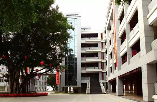 福州杨桥中学和桔园四中哪个好,福州杨桥中学好还是十八中好