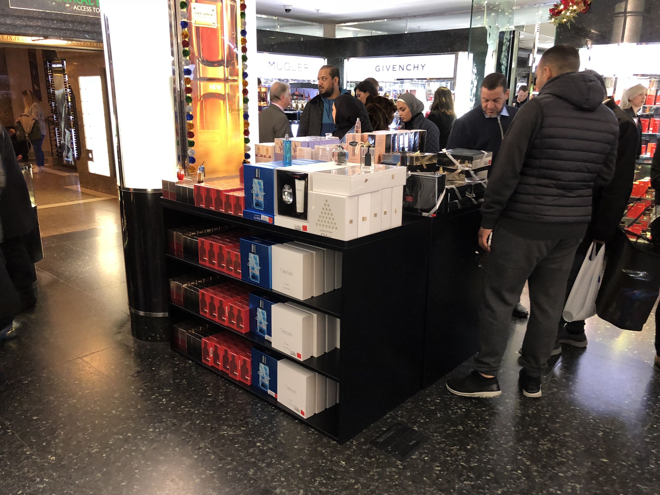 英国哈罗德百货圣诞节,一年一次购物狂欢