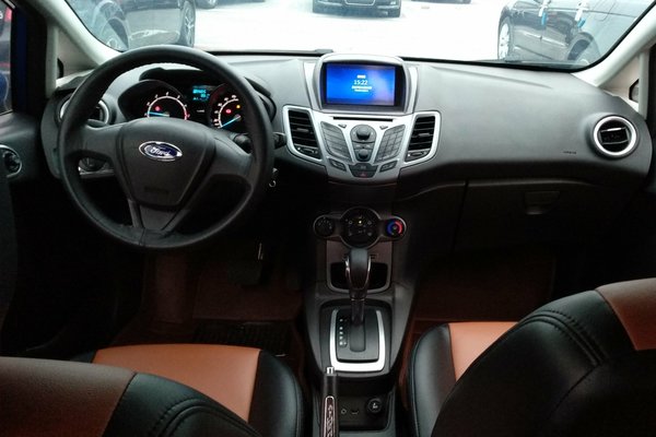 福特嘉年华质量怎样,福特嘉年华14万公里手动低配