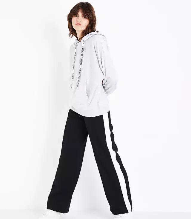 唐艺昕张若昀同穿同款外套,张若昀唐艺昕穿白色衣服