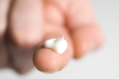 眼霜和面霜哪个比较好用,眼霜和面霜哪种好用