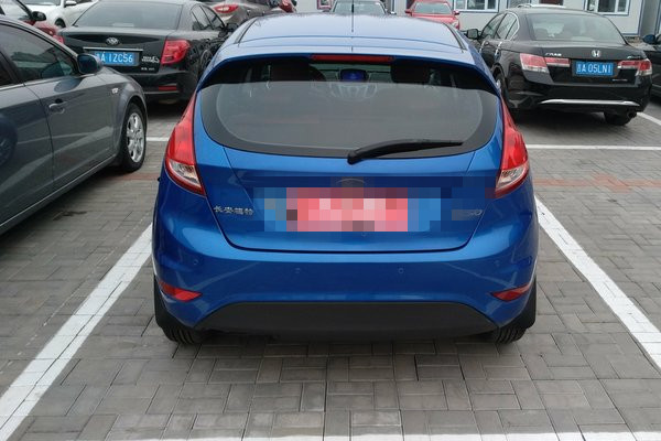 福特嘉年华质量怎样,福特嘉年华14万公里手动低配