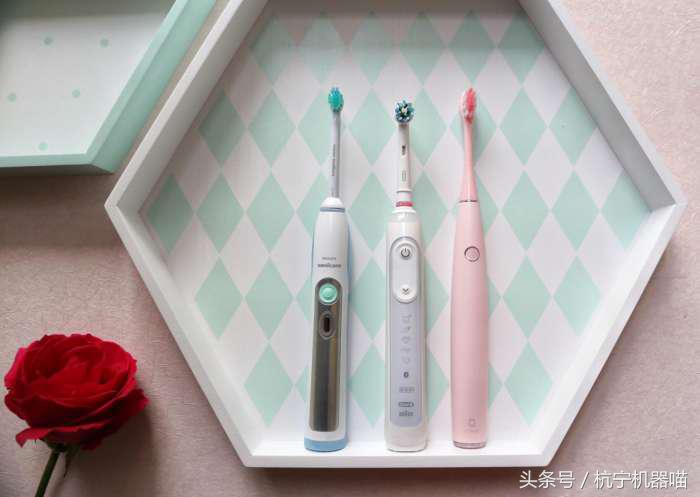 改变刷牙方式？只要一支OcleanOne智能牙刷就可以了