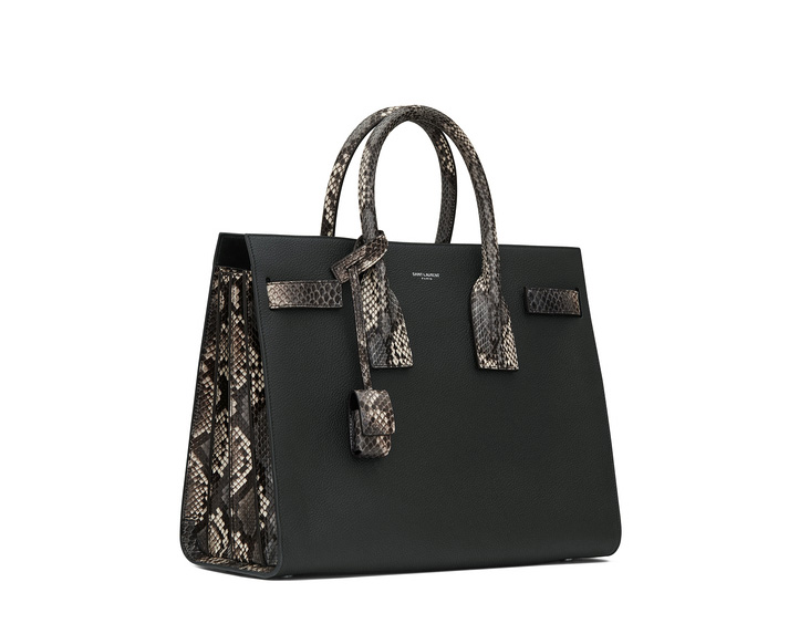 种草圣罗兰,哪个国家买圣罗兰包包便宜