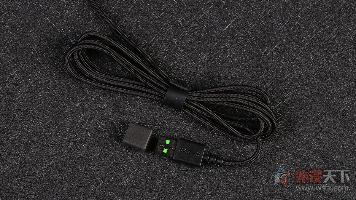 雷蛇那伽梵蛇进化,雷蛇巴塞利斯蛇终极版鼠标测评