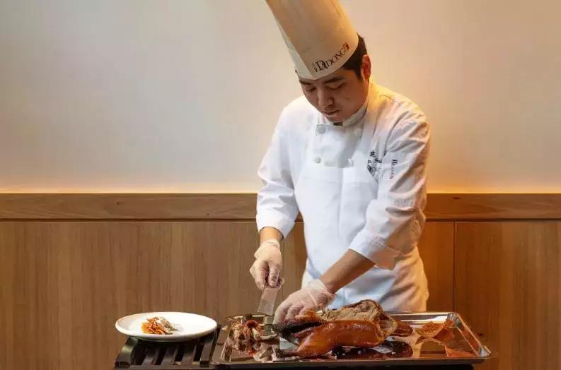 600块的烤鸭,六百多元的北京烤鸭