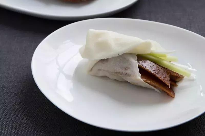 600块的烤鸭,六百多元的北京烤鸭