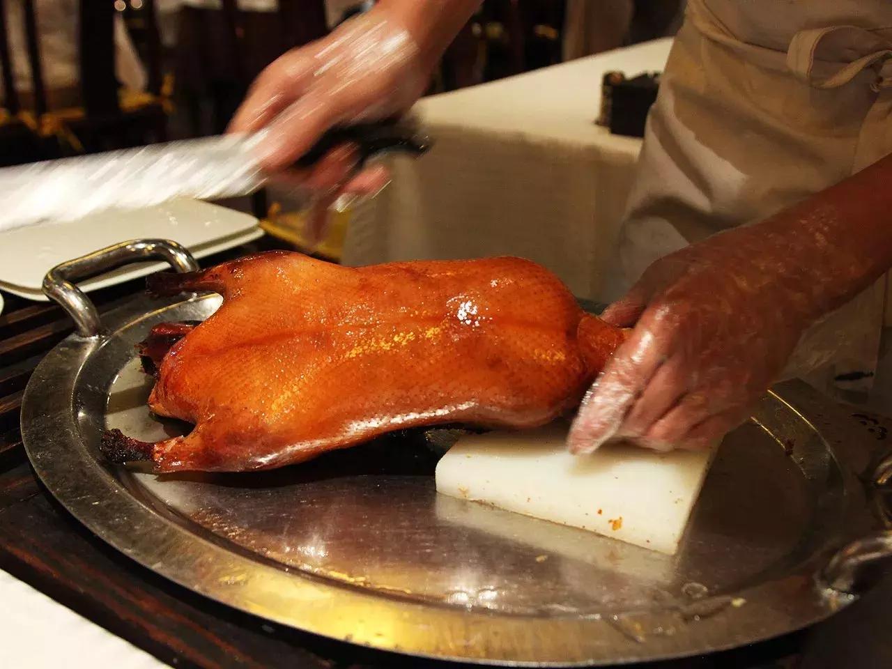 600块的烤鸭,六百多元的北京烤鸭