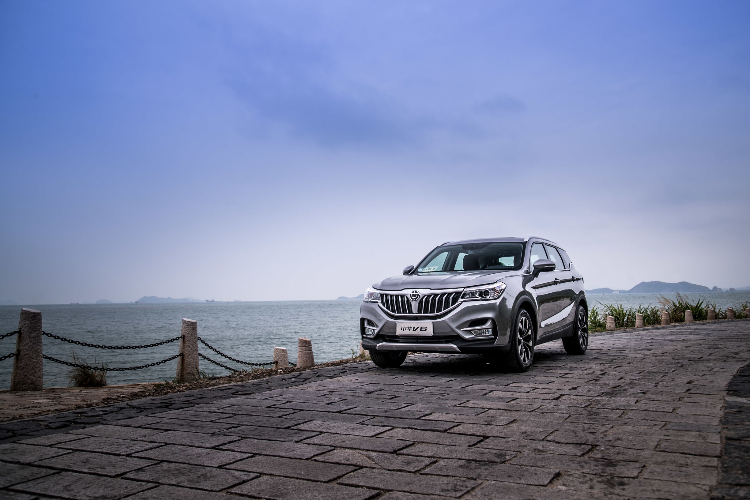 华晨中华v6是什么车型,华晨中华v6怎么样