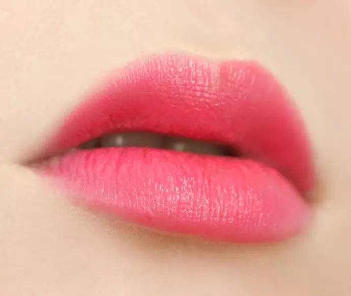 美妆课口红,美妆测评2元口红推荐哪款好用点