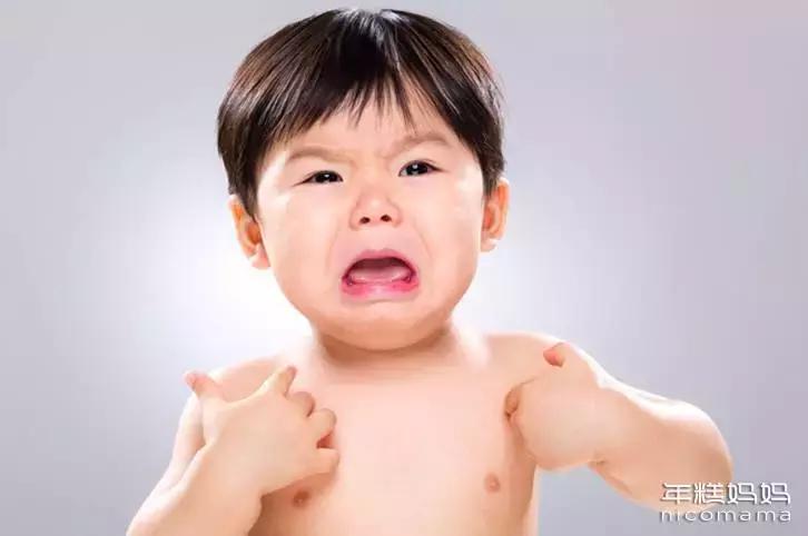 春天宝宝皮肤皲裂涂什么,宝宝流鼻涕鼻子周围皮肤皲裂