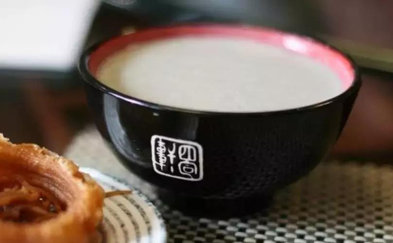 600块的烤鸭,六百多元的北京烤鸭