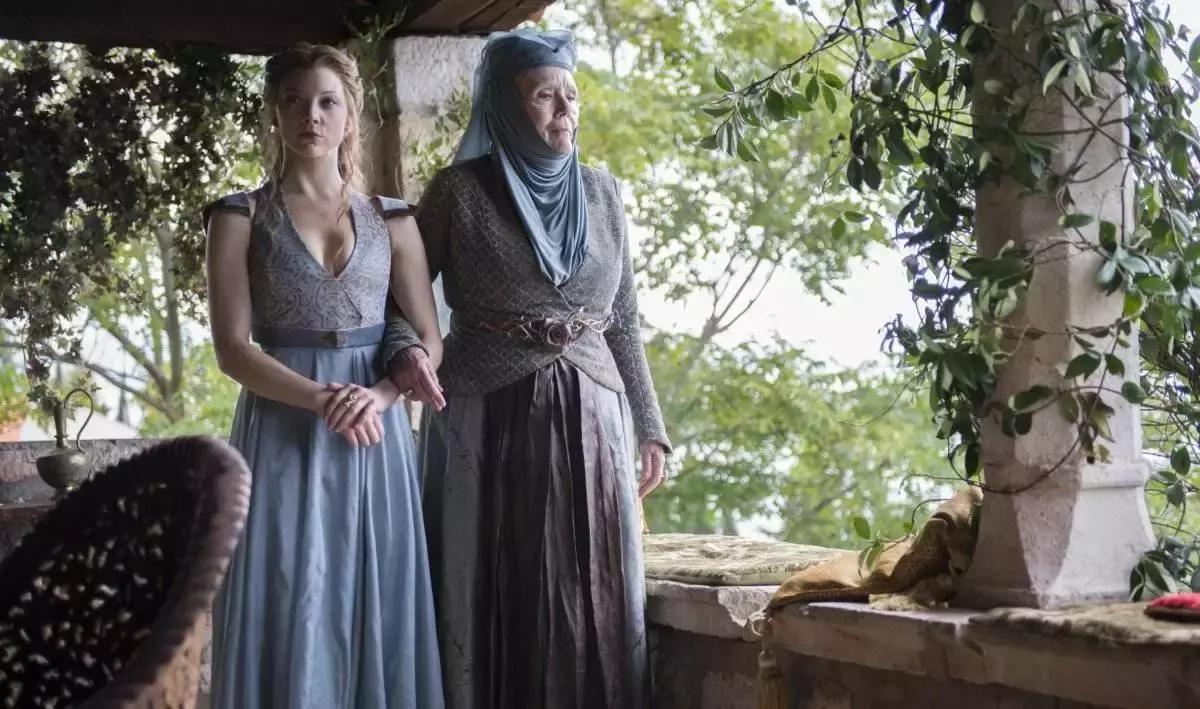 权力的游戏第几集龙妈的龙出来,权力的游戏现实中的龙妈