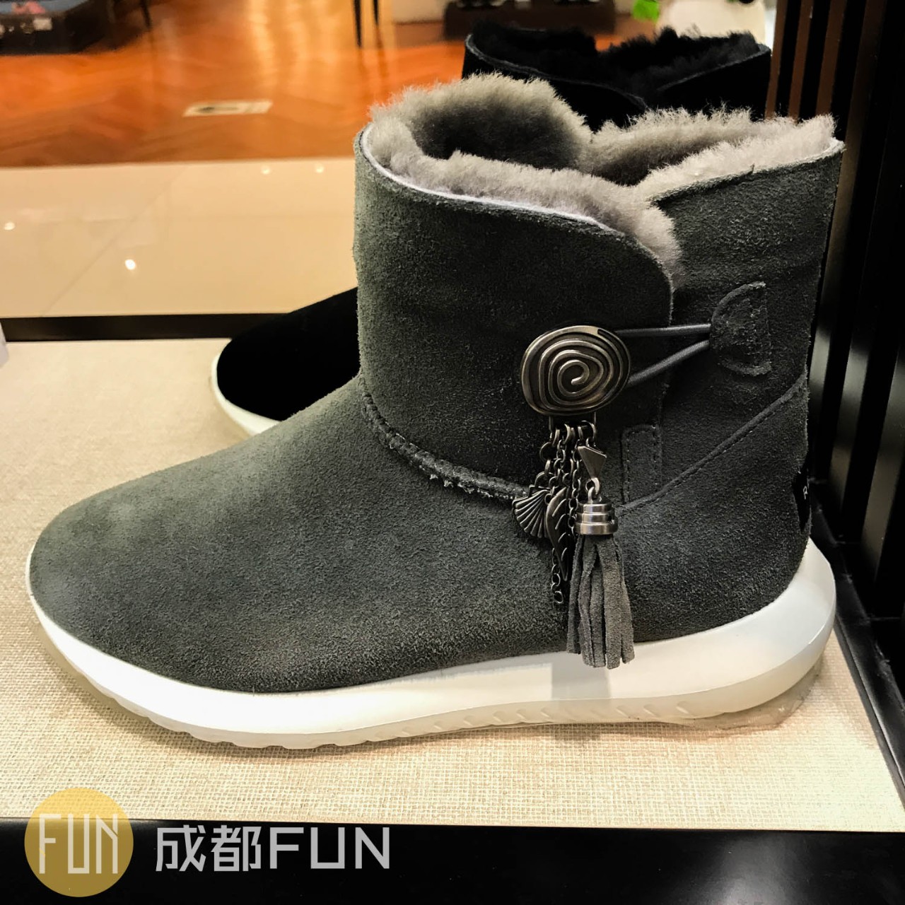 ugg不加绒靴子,ugg不好看吗