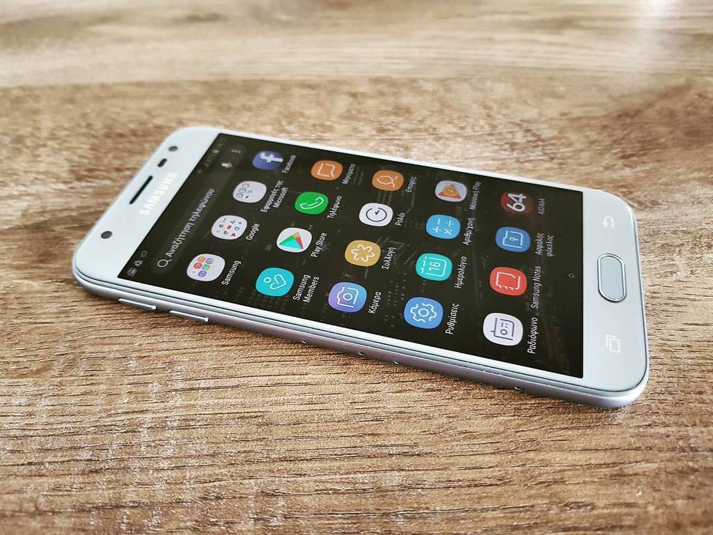 三星以前卖几万块钱的手机,红米note5a搭载了骁龙435处理器