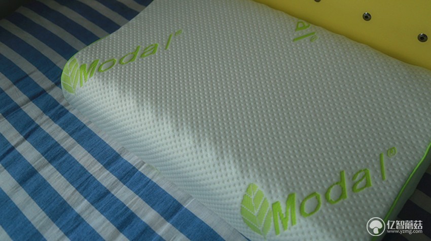 乳胶枕头护颈椎助睡眠家用,睡康宁乳胶枕头