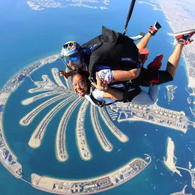 迪拜上天下海冲沙攻略,迪拜沙漠冲沙一日游