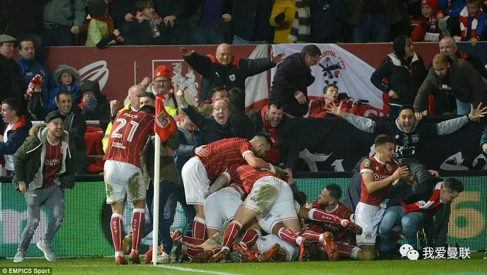 比出局更让人心痛，曼联这种态度不配赢球！对手更热血更红魔