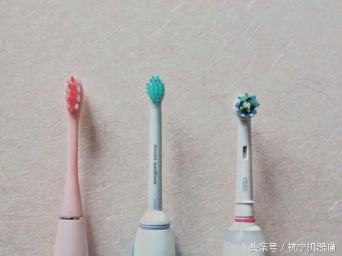 改变刷牙方式？只要一支OcleanOne智能牙刷就可以了