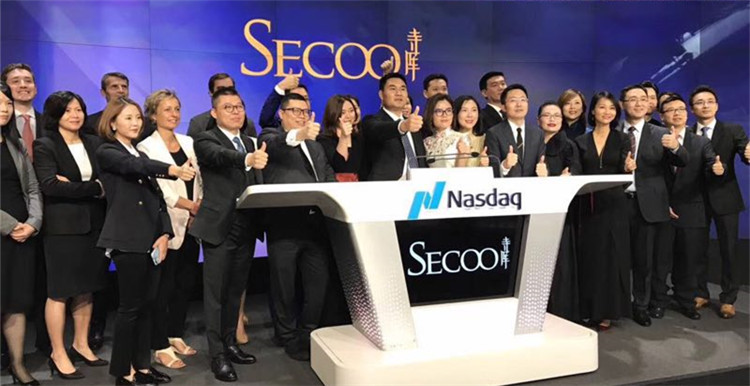 说没有“奢侈品电商”，然而自己第一个在美股上市？