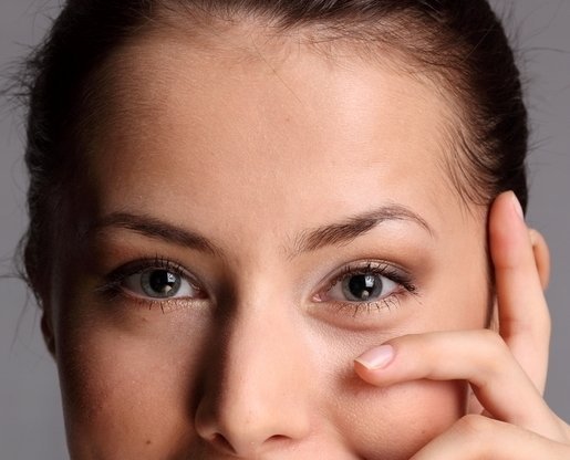 眼霜和面霜哪个比较好用,眼霜和面霜哪种好用