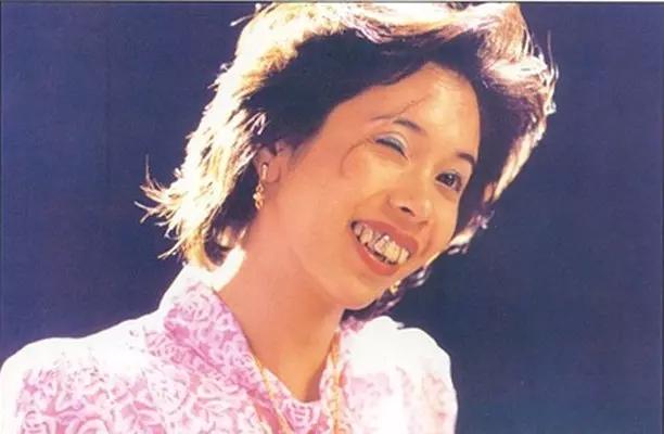 濂囬棬閬佺敳楂樻墜鎵,濂囬棬閬佺敳璋嬪コ閮庡懆鍐洦