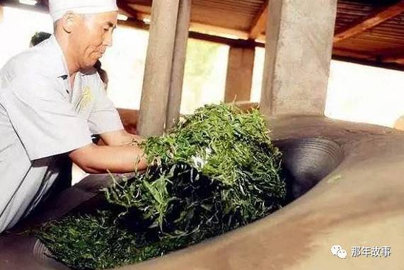 做茶叶的过程中杀青是什么,茶叶制作工艺都杀青么