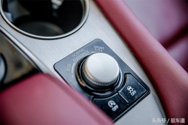 16款雷克萨斯rx200t试驾,2016款雷克萨斯rx200t评测