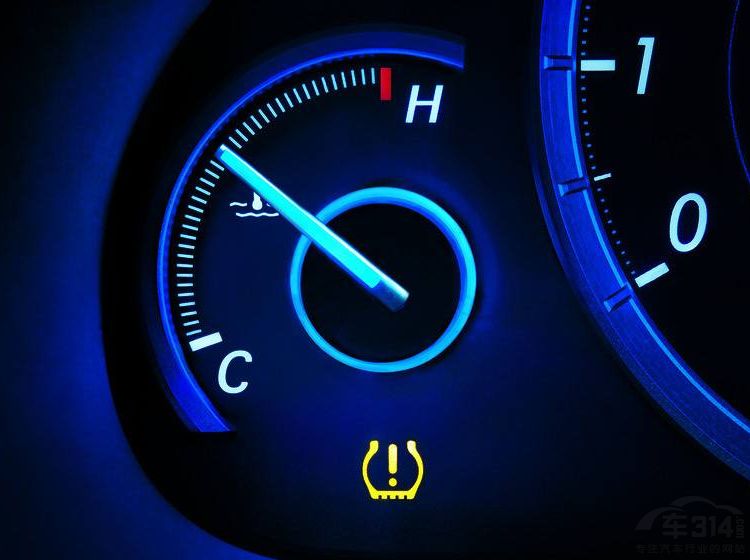 汽车自带的胎压监测是怎么做到的,汽车自带的胎压监测是实时的吗