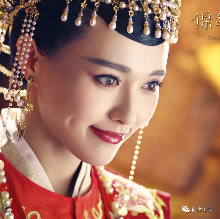 推荐一款正红色暗一点的迪奥口红,兰蔻迪奥圣罗兰tf口红哪个好