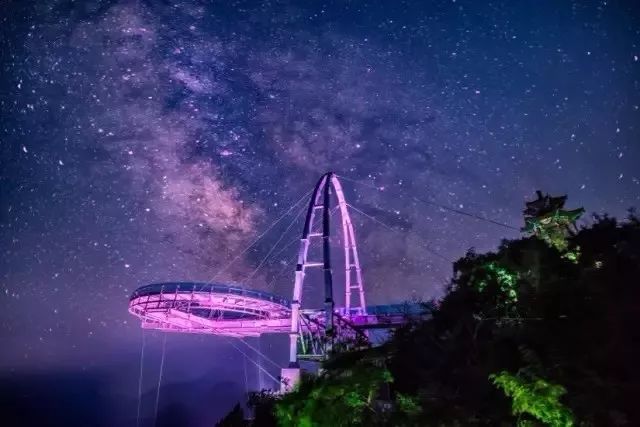 中国最美最刺激的10座玻璃桥,敢约吗?