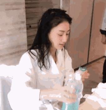 补水唇膏乳液推荐平价 (面膜水乳霜推荐)