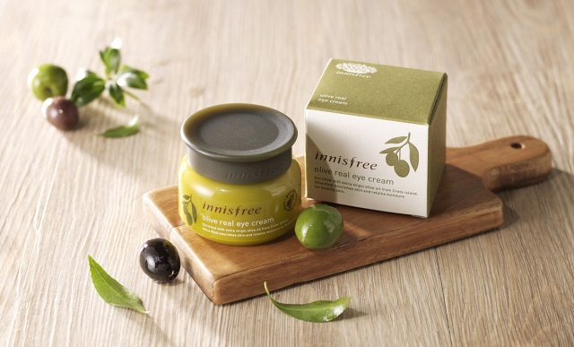 眼霜和面霜哪个比较好用,眼霜和面霜哪种好用