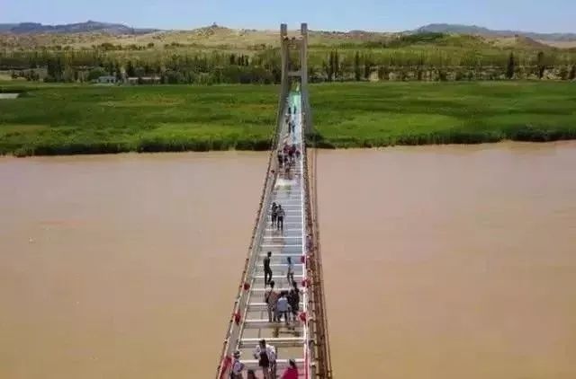 中国最美最刺激的10座玻璃桥,敢约吗?