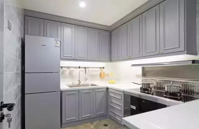 德芙巧克力法国广告女主角,德芙巧克力广告最新女主角