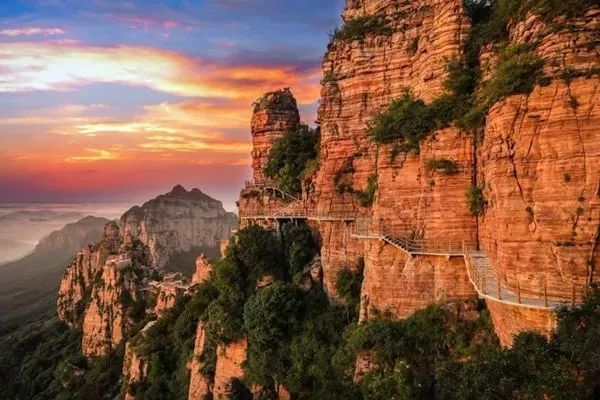 中国最美最刺激的10座玻璃桥,敢约吗?