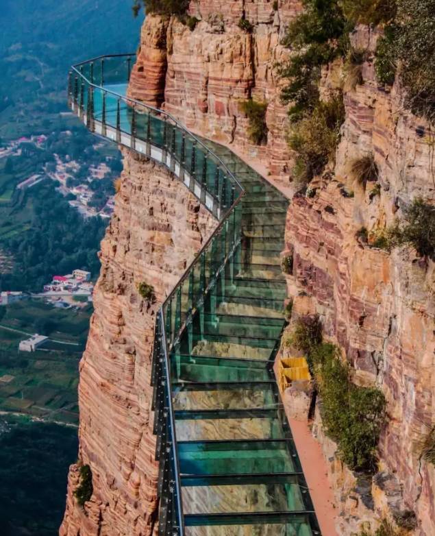 中国最美最刺激的10座玻璃桥,敢约吗?