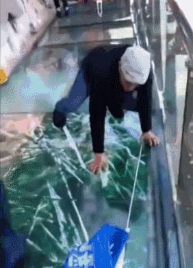 中国最美最刺激的10座玻璃桥,敢约吗?