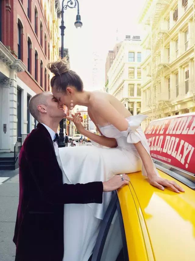 现在很流行的自拍婚纱照,流行婚纱照视频