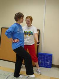 运动康复师教看核磁,运动康复脊骨梳理训练