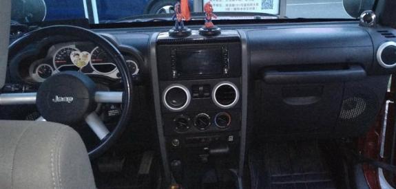 武汉男子花83万买车,男子花4万买二手车被车商扣了1万