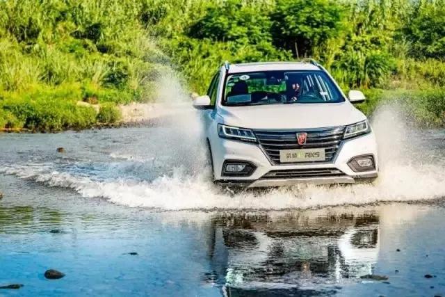 荣威erx5纯电动怎么开空调,荣威rx5充电状态下开空调