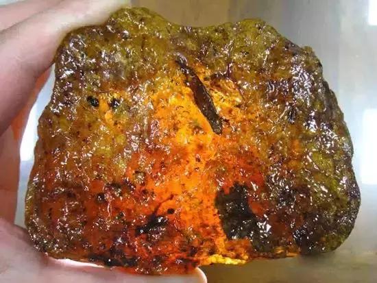 琥珀蜜蜡造假原皮,揭秘琥珀蜜蜡造假内幕