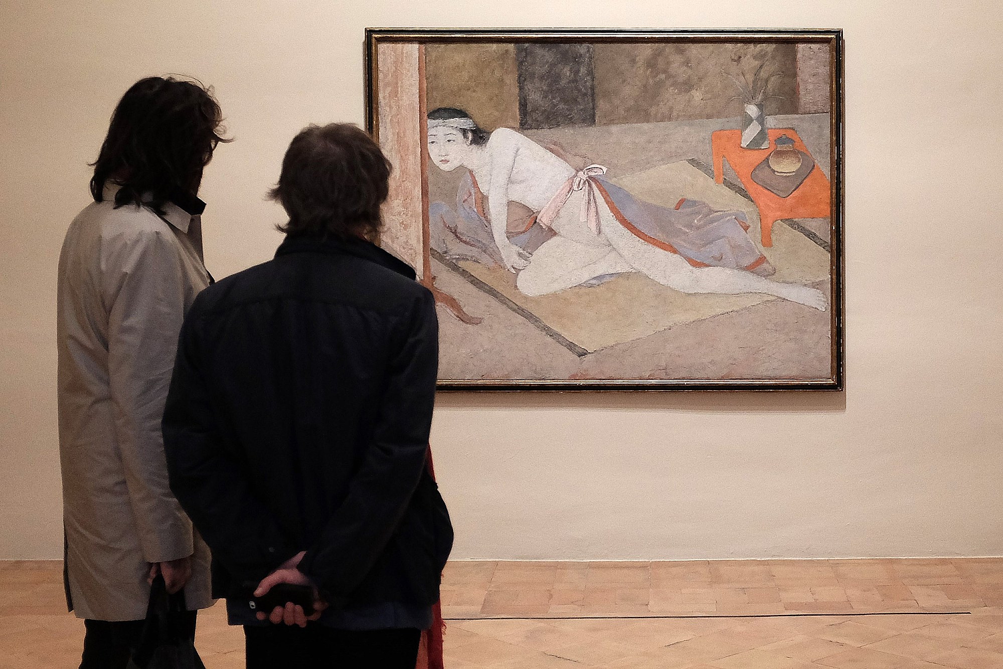 万人要求撤掉这件“恋童癖”艺术：12岁女孩摆出令人不悦的性姿势