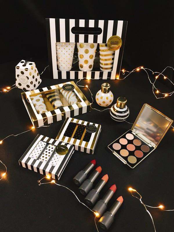 最后提醒一下各位男朋友们:仙女们的圣诞应该这样过!