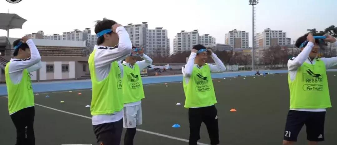 踢球教学初学者视频,踢球不再难教学视频