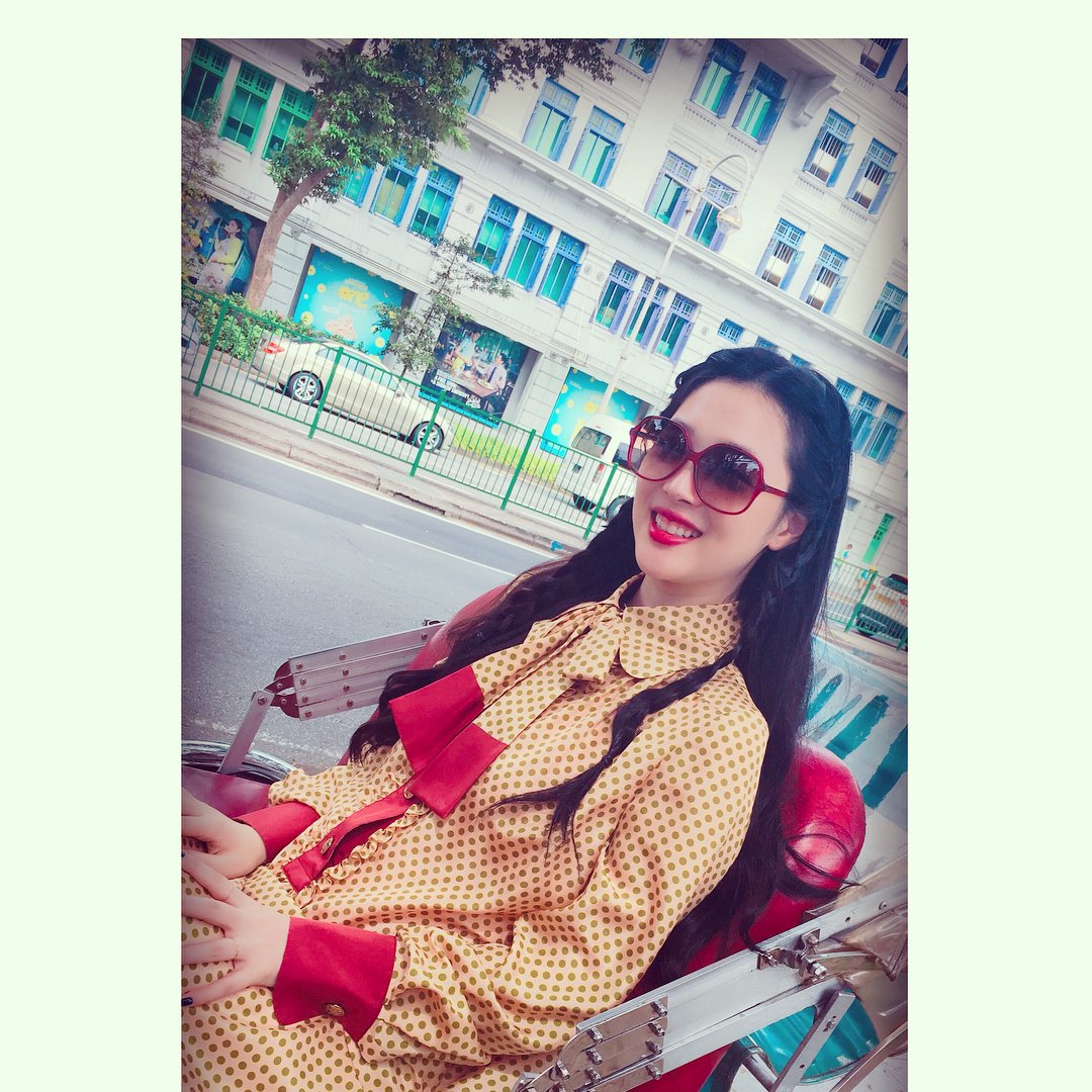 2018崔雪莉画报,崔雪莉时尚穿搭